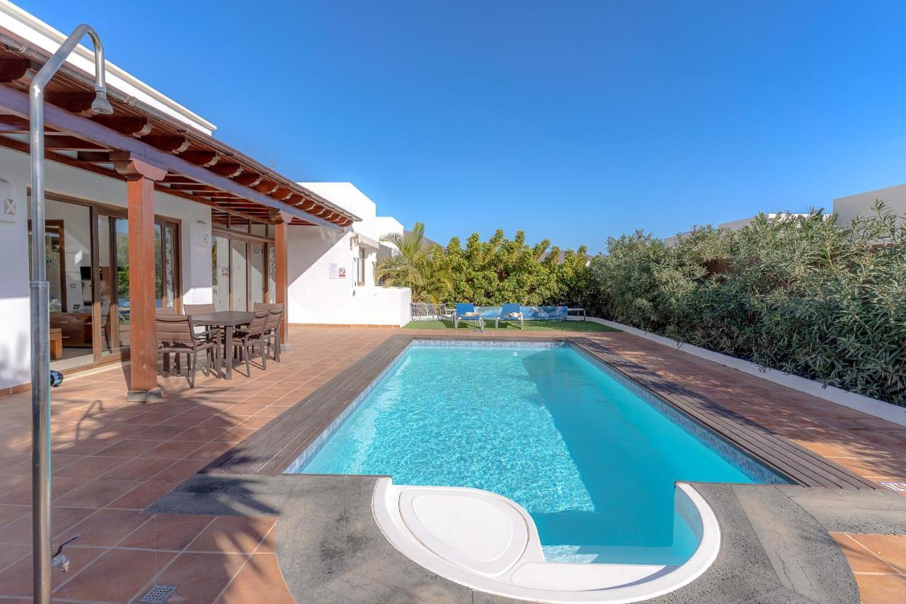Villa Alegria Плая Бланка Екстериор снимка