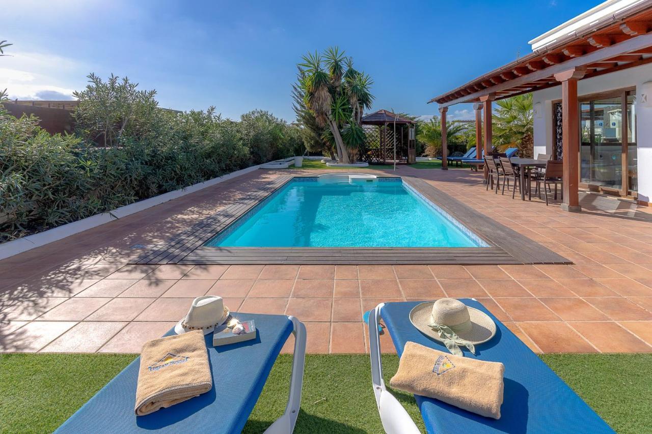Villa Alegria Плая Бланка Екстериор снимка