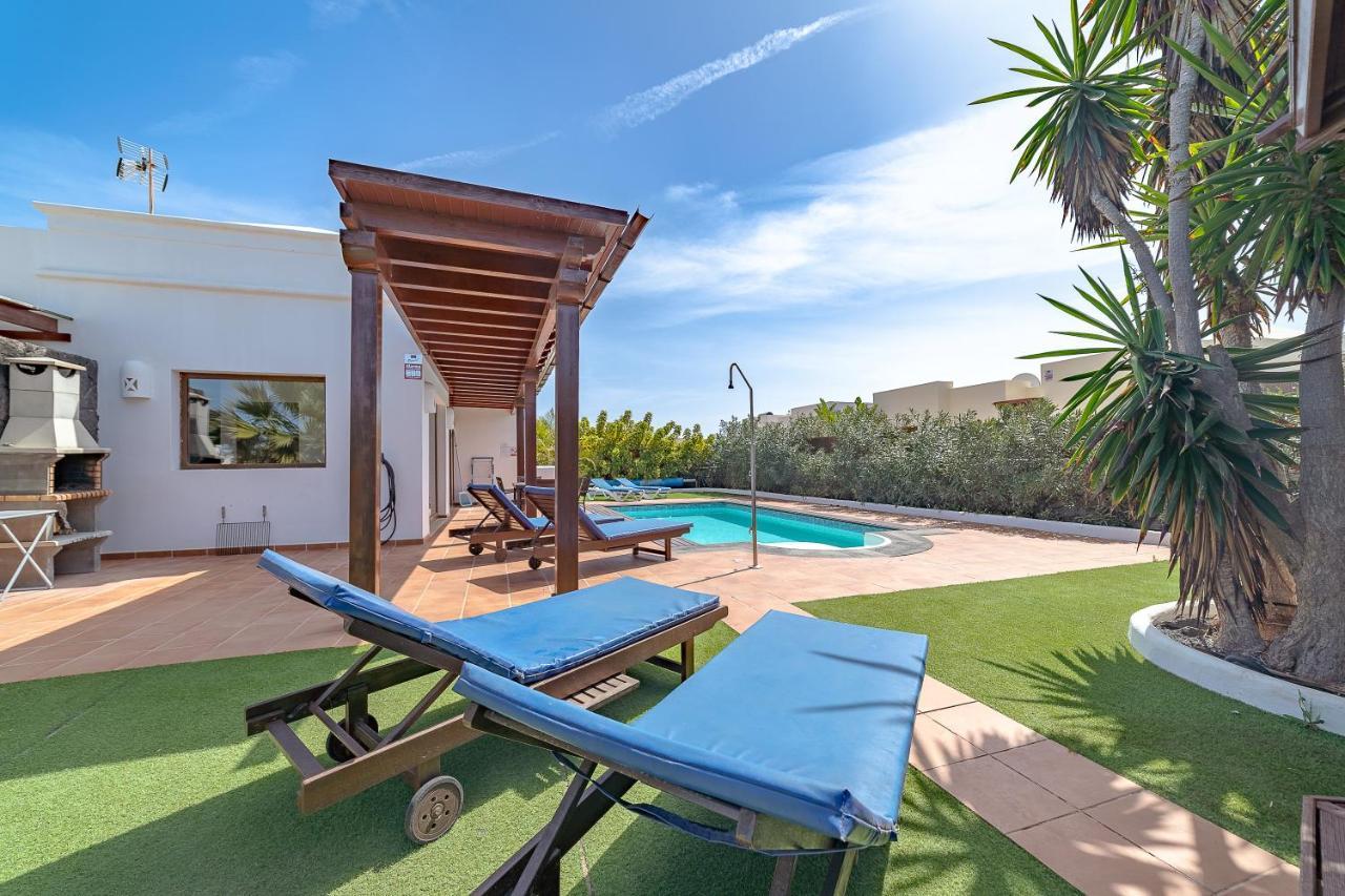 Villa Alegria Плая Бланка Екстериор снимка